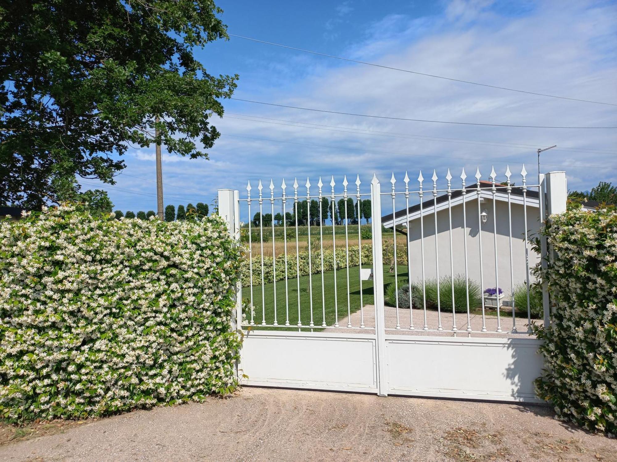 Rufus House Villa Mommio Kültér fotó
